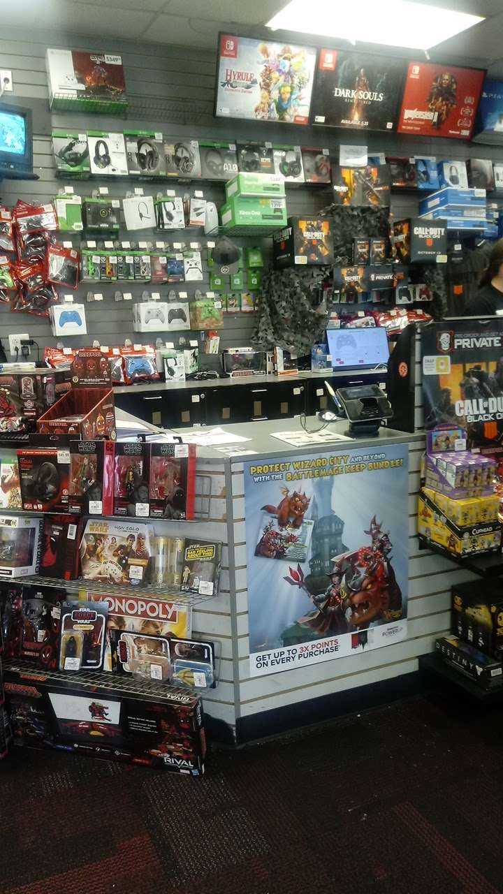 GameStop | 1207 MacDade Blvd Ste 170, Collingdale, PA 19023 | Phone: (610) 583-1612