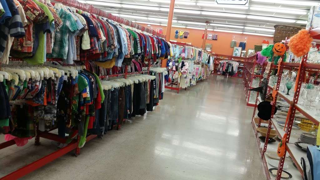 Garland Road Thrift Store | 10030 Garland Rd, Dallas, TX 75218, USA | Phone: (214) 324-1010