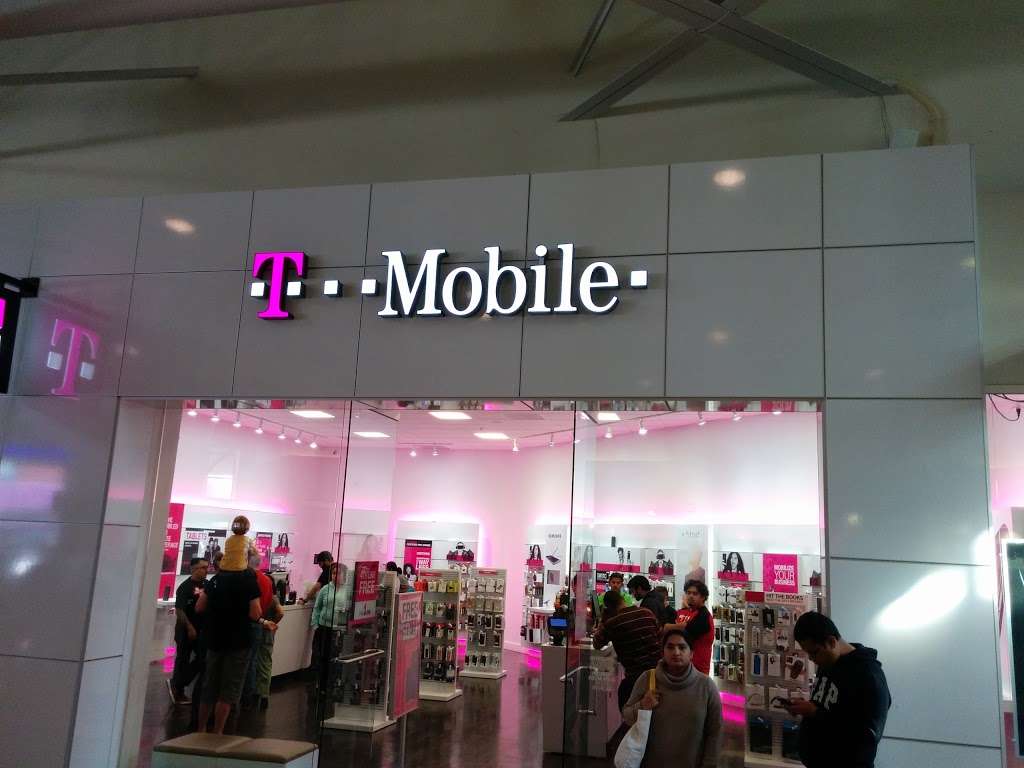 T-Mobile | 447 Great Mall Dr Ste 420, Milpitas, CA 95035 | Phone: (408) 719-8741