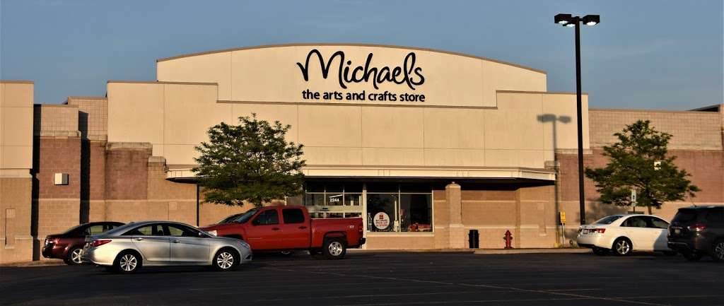 Michaels | 2244 N Richmond Rd, McHenry, IL 60050, USA | Phone: (815) 578-9529