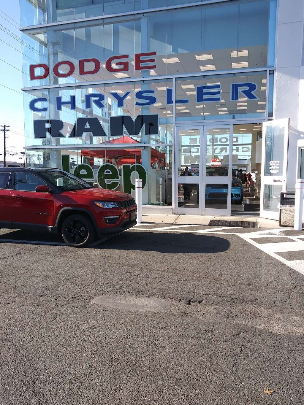 Cherry Hill Dodge Chrysler Jeep RAM | 1708 Marlton Pike W, Cherry Hill, NJ 08002, USA | Phone: (856) 471-1058