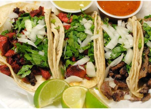 Day & Night Groceries & Taqueria | 5157, 859 S Harbor Blvd, Anaheim, CA 92805, USA | Phone: (714) 991-8600