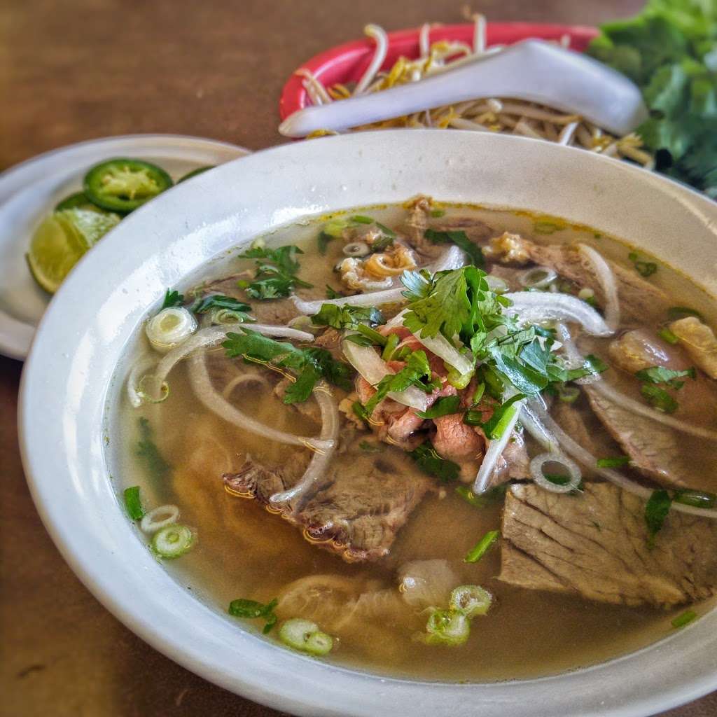 Pho One | 11148 Westheimer Rd, Houston, TX 77042, USA | Phone: (713) 917-0351