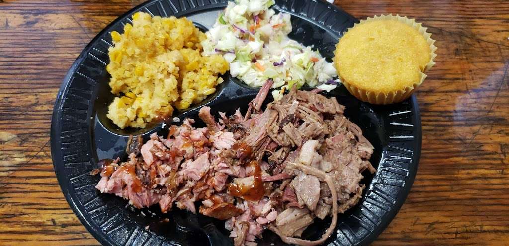 Blackburns BBQ | 169 5th St, Eagle Lake, FL 33839, USA | Phone: (863) 287-9975