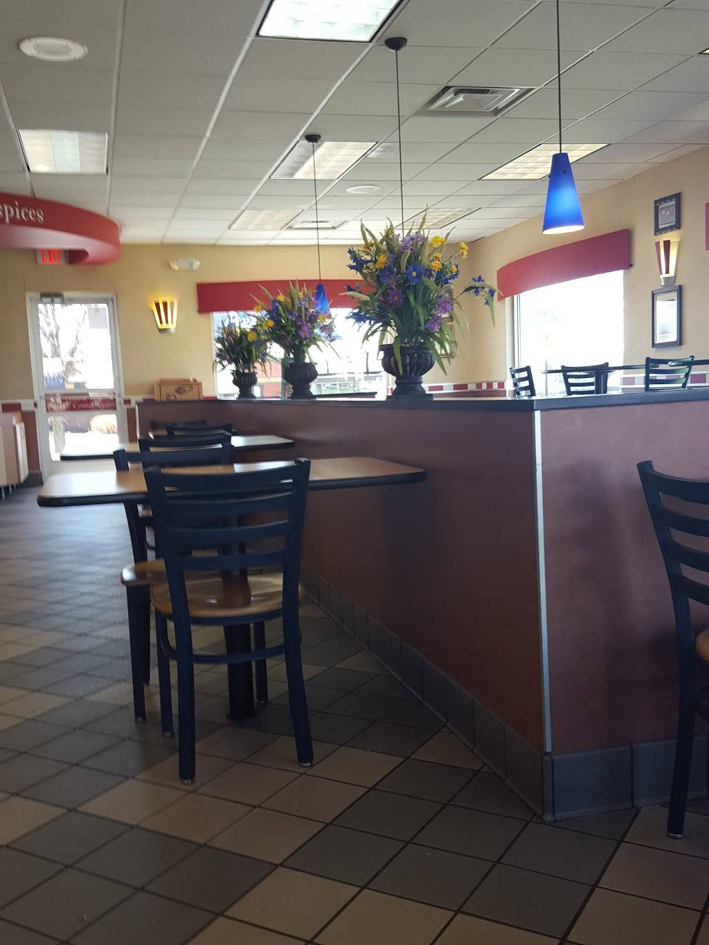 KFC | 4901 S Calhoun St, Fort Wayne, IN 46807, USA | Phone: (260) 458-9750