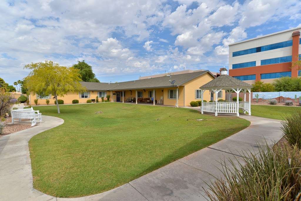 Pacifica Senior Living Paradise Valley | 16621 N 38th St, Phoenix, AZ 85032 | Phone: (602) 635-7585