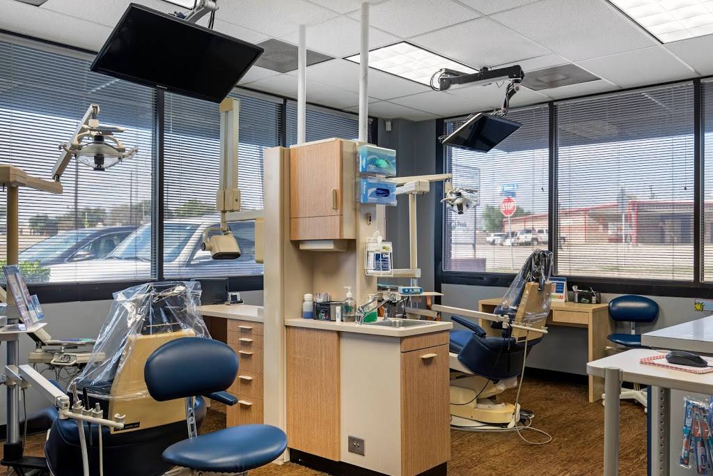 Wylie Dental Associates | 611 W Brown St Ste. 100, Wylie, TX 75098, USA | Phone: (972) 442-2515