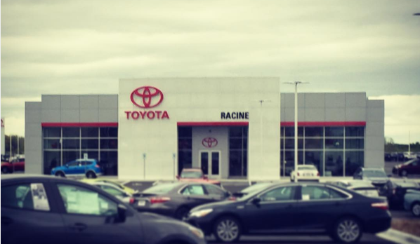 Racine Toyota | 13350 Kilbourn Drive, Mt Pleasant, WI 53177, USA | Phone: (262) 886-5111