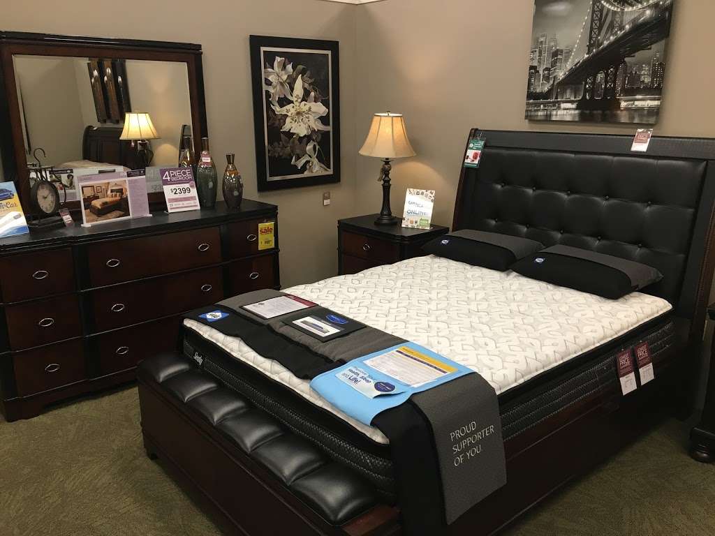 Raymour & Flanigan Furniture and Mattress Store | 1149 Route 23 South, Kinnelon, NJ 07405, USA | Phone: (973) 915-7755