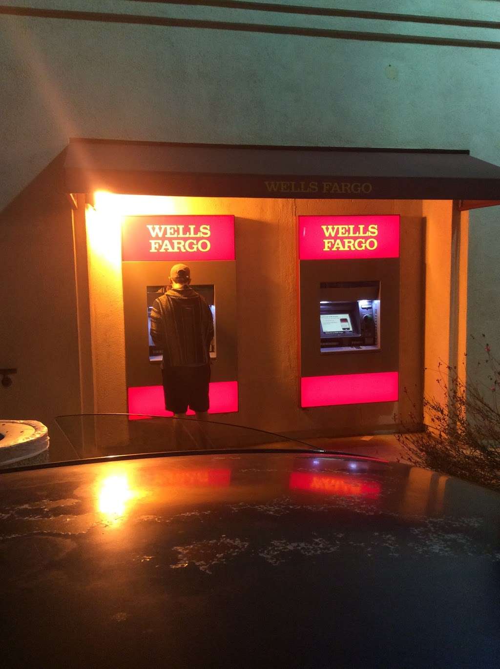 Wells Fargo Bank | 18356 Irvine Blvd, Tustin, CA 92780, USA | Phone: (714) 665-1558