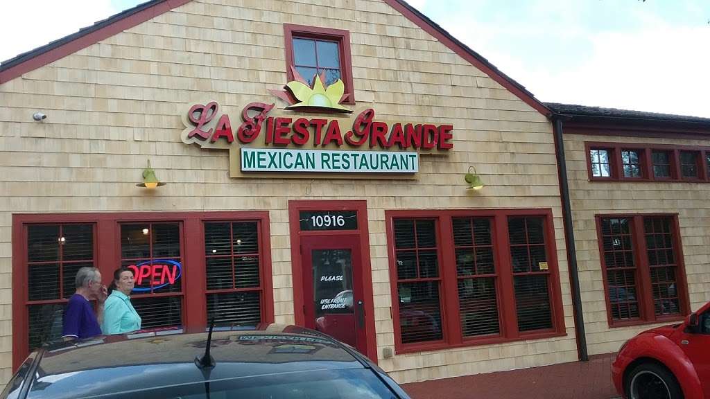 La Fiesta Grande Mexican Restaurant | 10916 Black Dog Ln, Charlotte, NC 28214, USA | Phone: (704) 595-3632