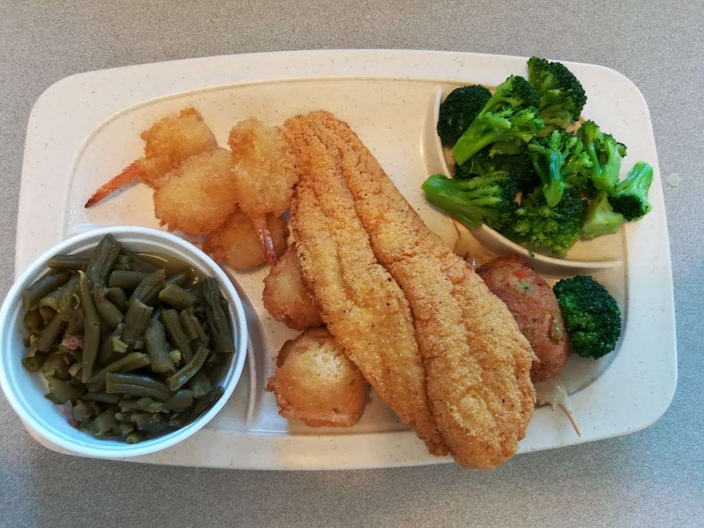 Captain Ds | 5805 Main St, Grandview, MO 64030, USA | Phone: (816) 761-1499