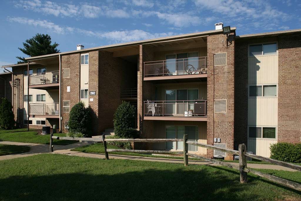 Columbia Park Apartments | 2014 E Marlboro Ave, Landover, MD 20785 | Phone: (301) 484-1007