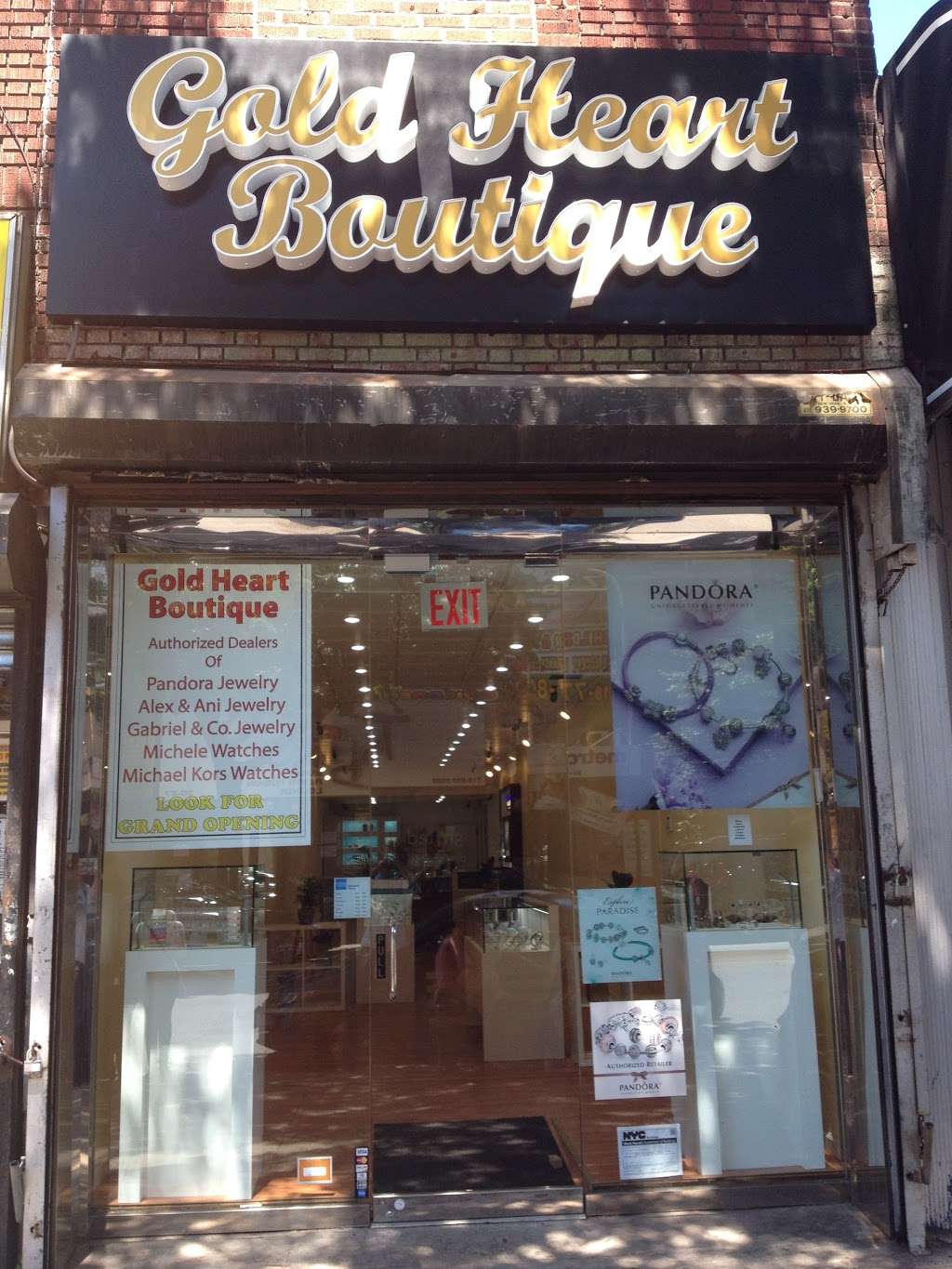 Gold Heart Boutique - jewelry store  | Photo 1 of 10 | Address: 30-28 Steinway St, Astoria, NY 11103, USA | Phone: (718) 685-2926