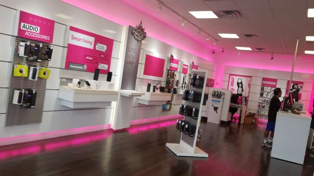 T-Mobile | 11200 Fuqua Ave Ste. 200, Houston, TX 77089, USA | Phone: (281) 481-0849