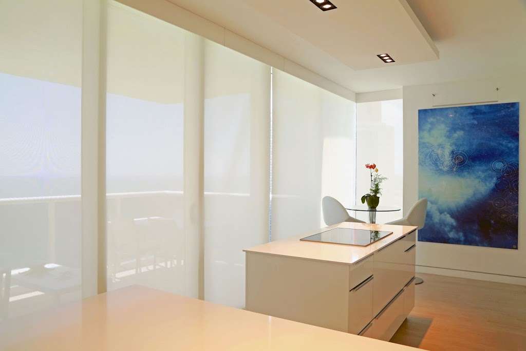 Vertical Express Motorized Window Shadings | 800 West Ave C - 2, Miami Beach, FL 33139, USA | Phone: (305) 538-1559