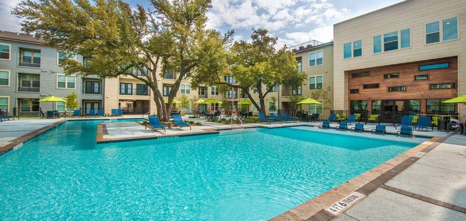 Elan City Centre Luxury Apartments | 13301 Galleria Pl, Farmers Branch, TX 75244 | Phone: (972) 361-0224