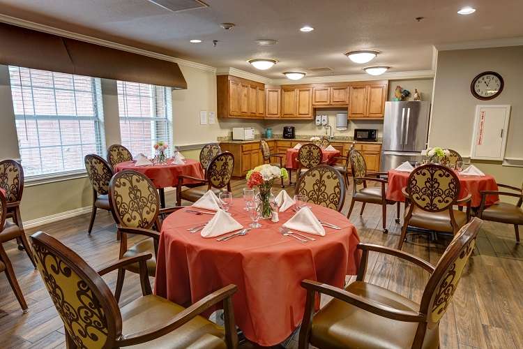 The Auberge at Sugar Land | 1221 7th St, Sugar Land, TX 77478 | Phone: (281) 277-1221