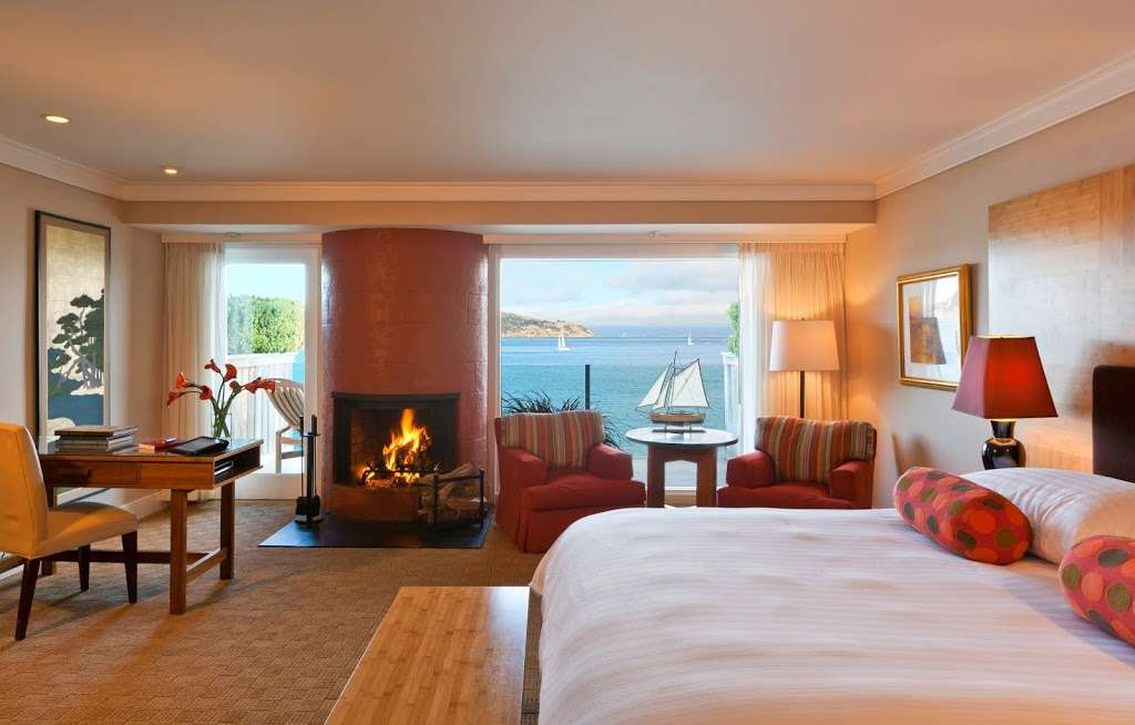 The Inn Above Tide | 30 El Portal, Sausalito, CA 94965, USA | Phone: (415) 332-9535