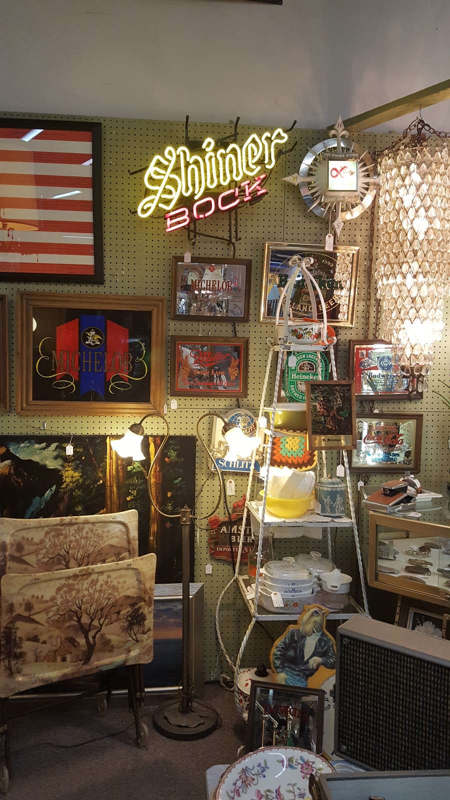 Antique Mall Of America | 9151 S Las Vegas Blvd # 344, Las Vegas, NV 89123, USA | Phone: (702) 933-2791