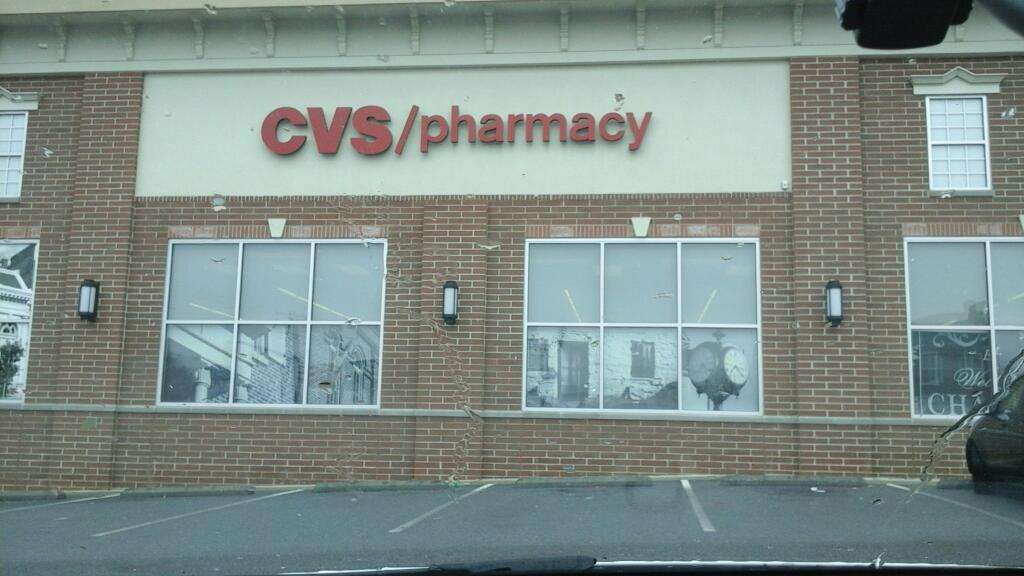 CVS | 328 W Washington St, Charles Town, WV 25414, USA | Phone: (304) 728-7418