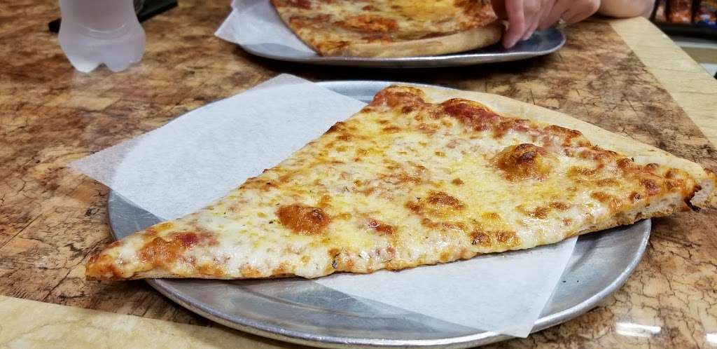 Little Pops Pizza | 87 Homestead Ave, Maybrook, NY 12543, USA | Phone: (845) 636-4156