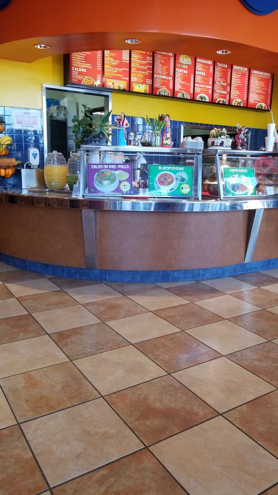 Lake Perris Market & Deli | 85 Ramona Expy # 13, Perris, CA 92571, USA | Phone: (951) 940-4000