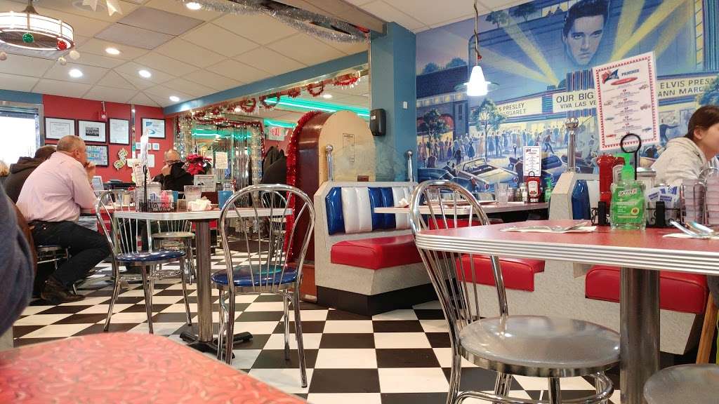 JBs Diner on Route 33 | 1320 NJ-33, Farmingdale, NJ 07727, USA | Phone: (732) 256-9474