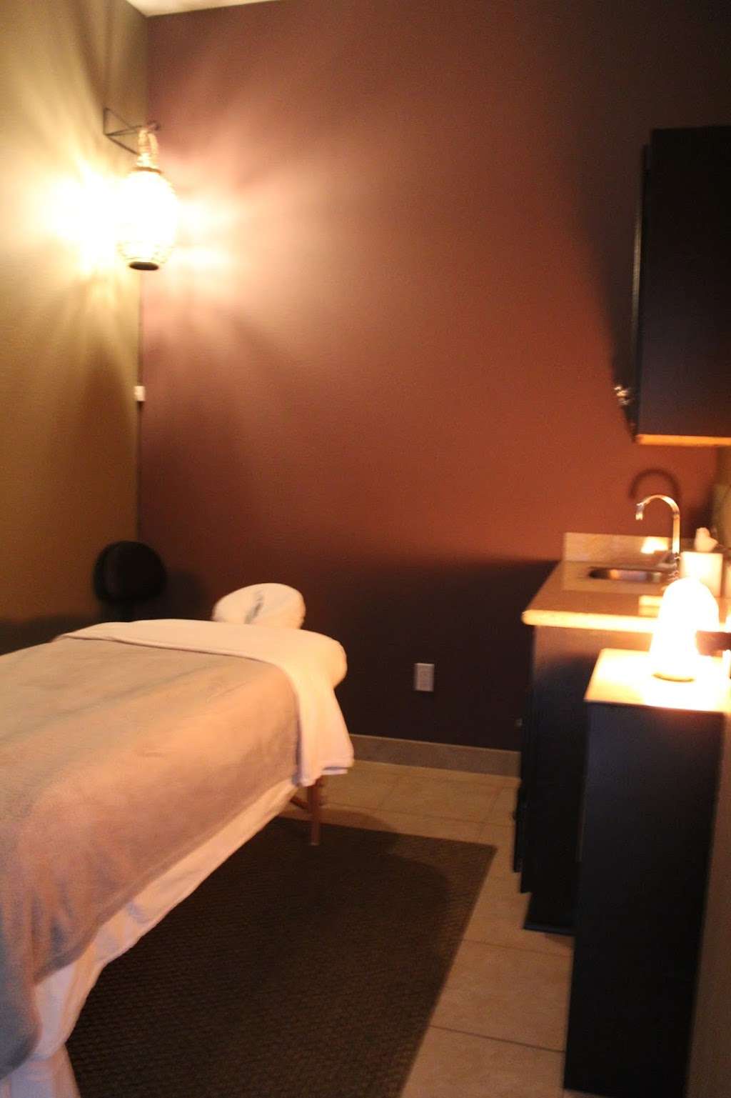 The Body Temple Massage Spa and Wellness | 4318 South St, Lakewood, CA 90712, USA | Phone: (562) 788-3104