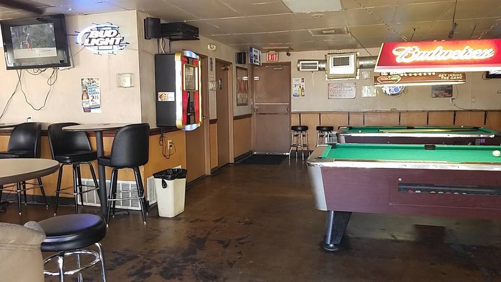 Roosters Billards | 6001 N Main St, Fort Worth, TX 76179, USA | Phone: (817) 847-8039