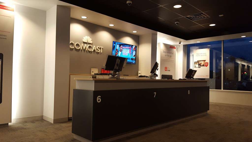 Xfinity Store by Comcast | 2777 Papermill Rd, Wyomissing, PA 19610, USA | Phone: (610) 396-5020