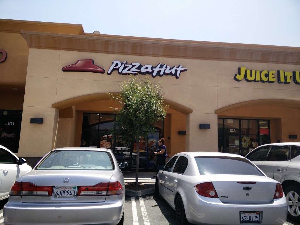 Pizza Hut | 12831 Moreno Beach Dr #102, Moreno Valley, CA 92555, USA | Phone: (951) 214-6502