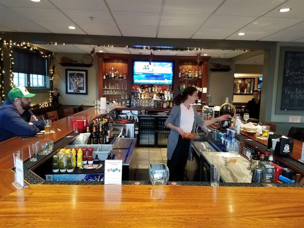 Merrimack Valley Sandtrap Bar and Grille | 210 Howe St, Methuen, MA 01844, USA | Phone: (978) 683-7771