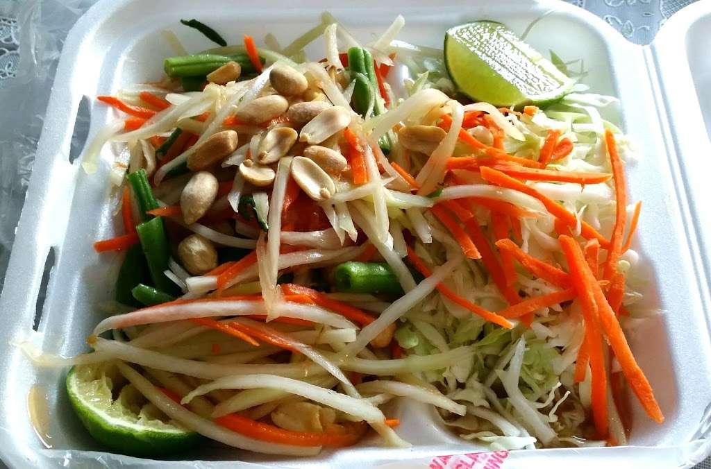 Thai Food Pick Up | 10807 Beverly Blvd #c, Whittier, CA 90601, USA | Phone: (562) 456-8282