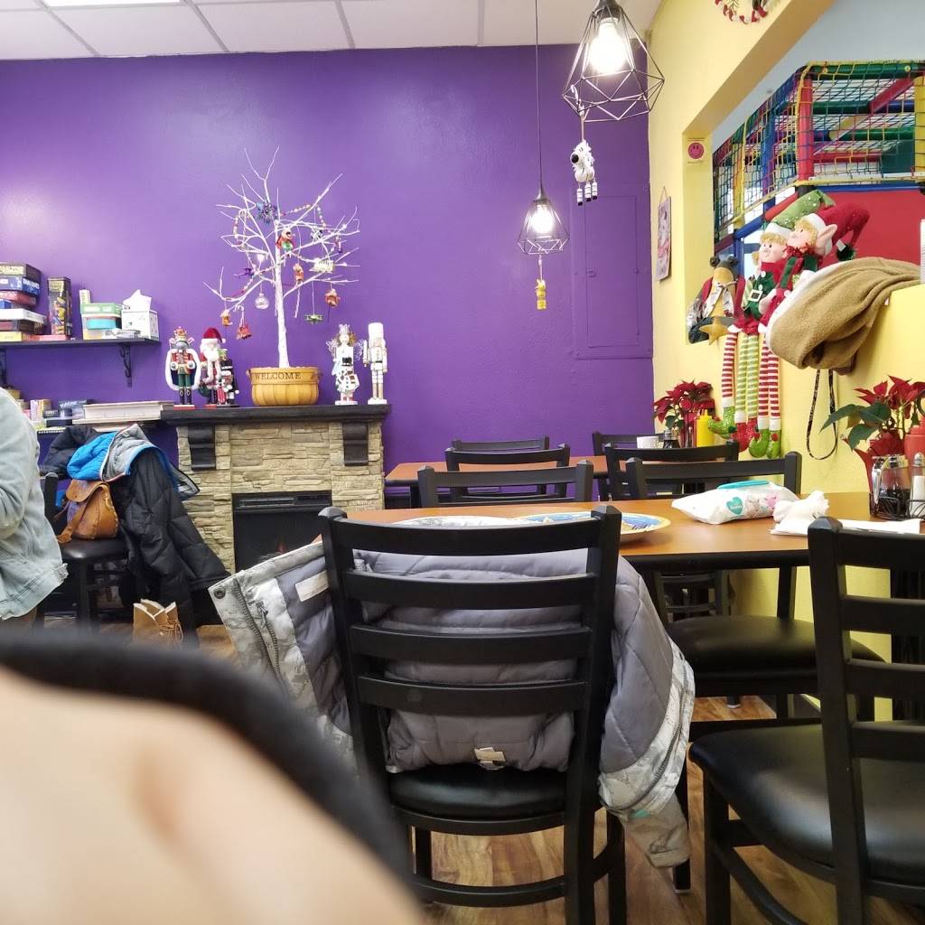 Two Sisters Play Cafe LLC | 11923 SE McLoughlin Blvd, Milwaukie, OR 97222, USA | Phone: (503) 344-4883