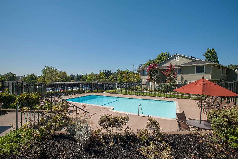 Ridgecrest Apartment Homes | 3430 Vista Oaks Dr, Martinez, CA 94553 | Phone: (925) 236-0964