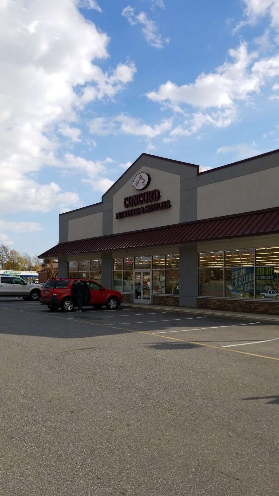 Concord Pet Foods & Supplies | 2818 Pulaski Hwy, Newark, DE 19702, USA | Phone: (302) 836-5787