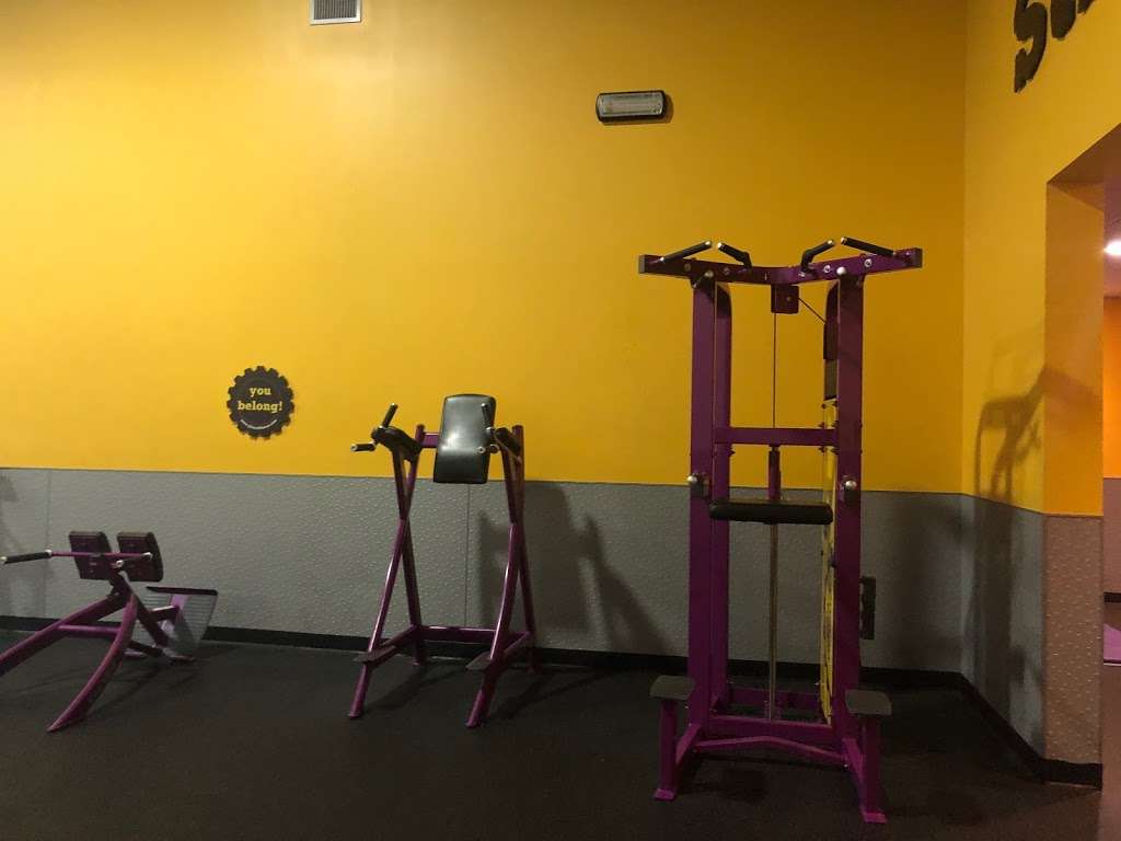 Planet Fitness | 4545 S Noland Rd B, Independence, MO 64055 | Phone: (816) 478-7095