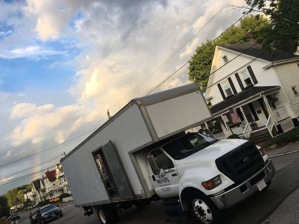 RA Movers LLC | 23 W Bacon St, Plainville, MA 02762, USA | Phone: (508) 431-9216