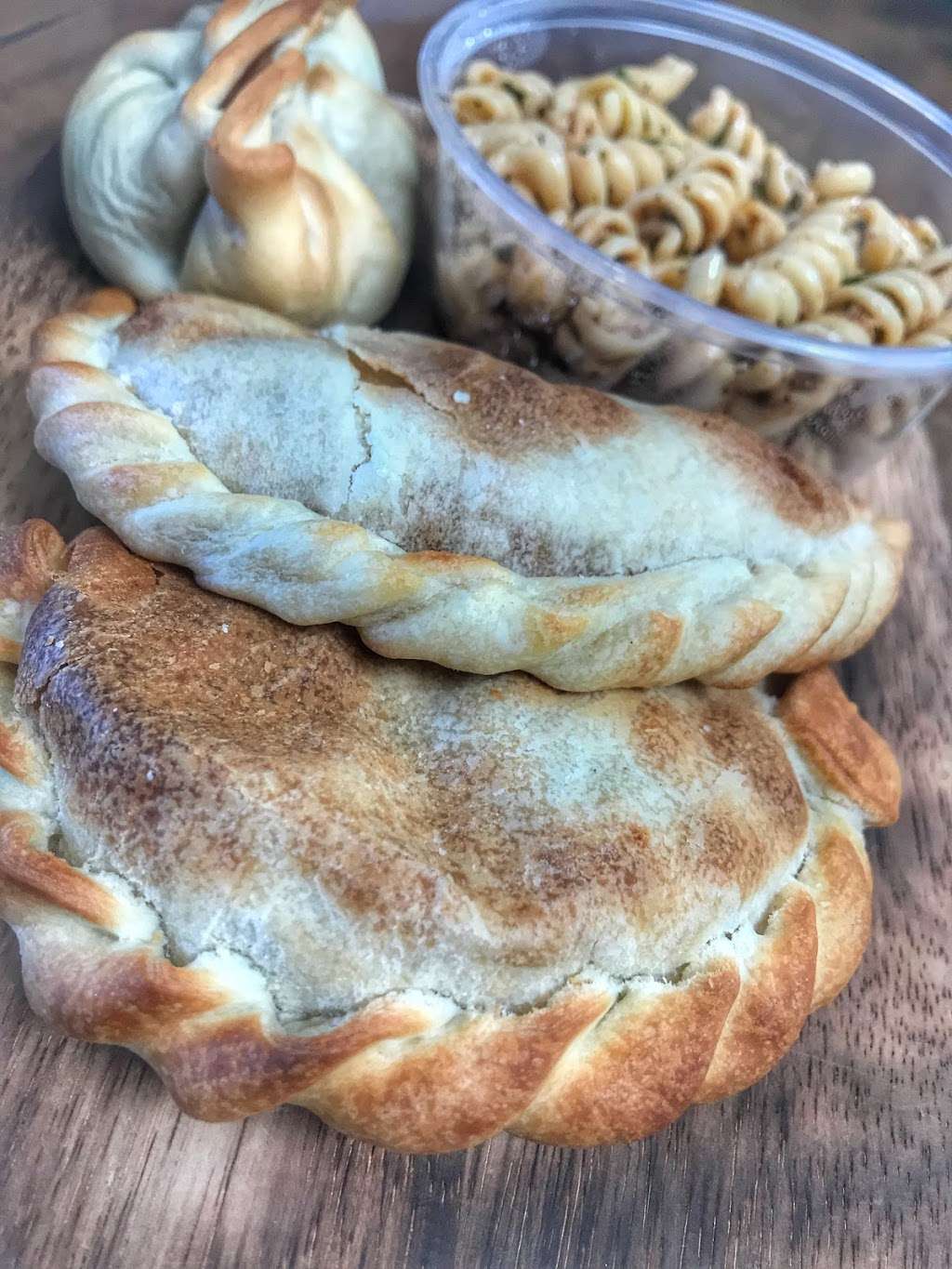 World Empanadas | 1206 W Magnolia Blvd, Burbank, CA 91506, USA | Phone: (818) 561-4999