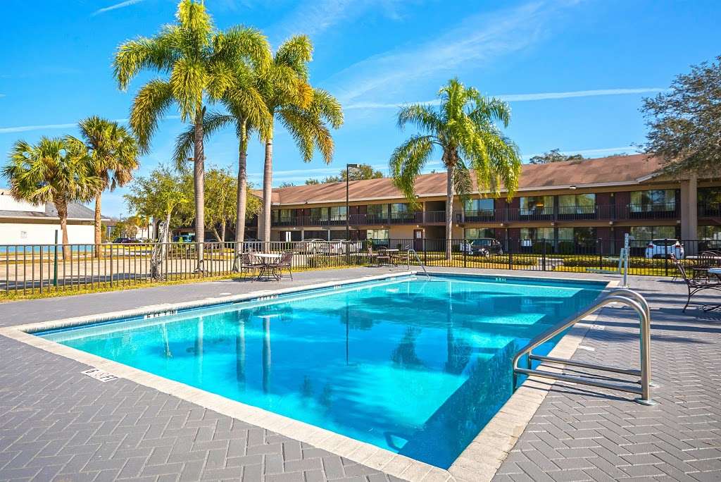 Americas Best Value Inn & Suites Melbourne | 4431 W New Haven Ave, Melbourne, FL 32904, USA | Phone: (321) 768-8439