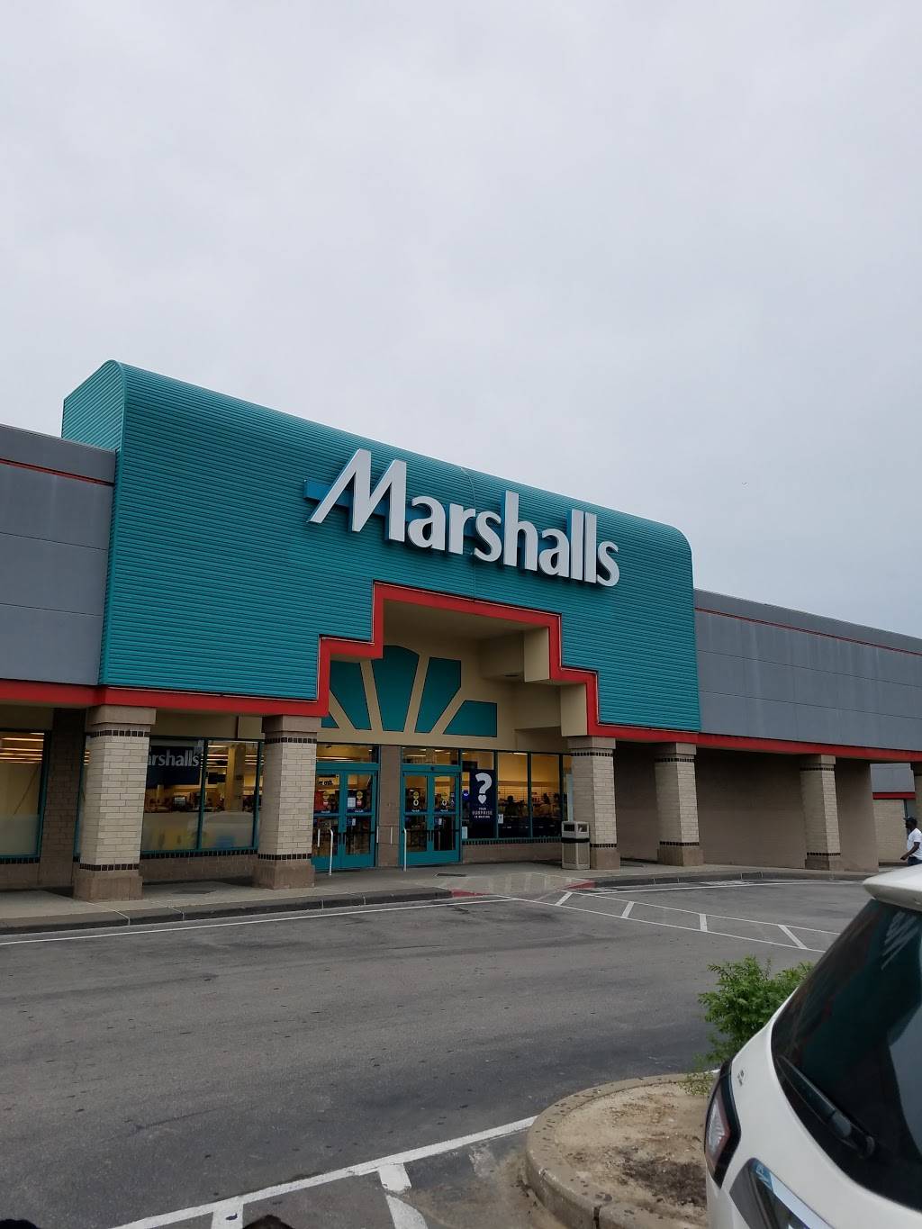 Marshalls | 9130 Overland Plaza, Overland, MO 63114, USA | Phone: (314) 429-0039