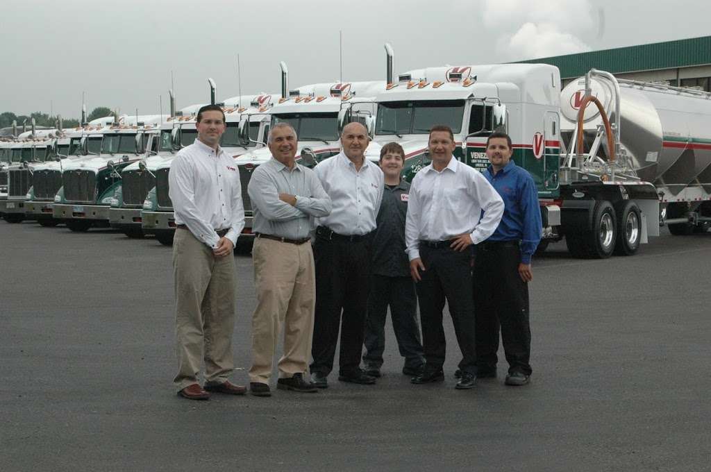 Venezia Bulk Transport | 86 Airport Rd, Pottstown, PA 19464, USA | Phone: (800) 635-2083