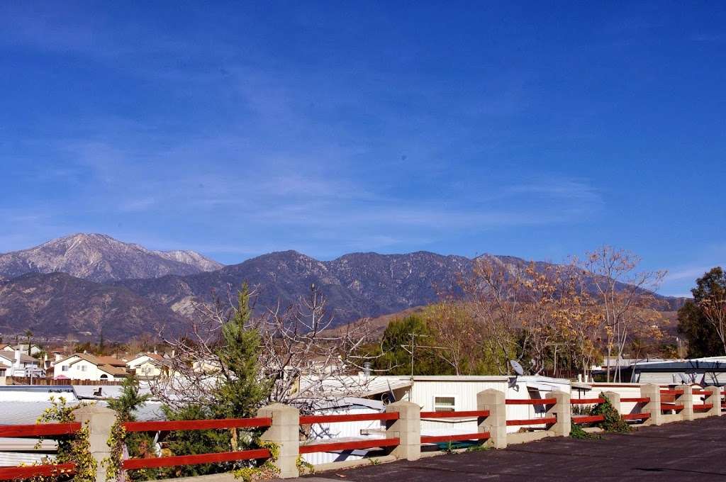 Valley View Mobile Home Park | 12995 6th St, Yucaipa, CA 92399, USA | Phone: (909) 795-2118