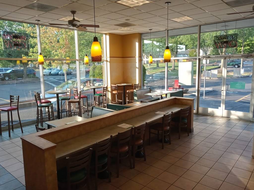 Subway | 17455 SW Farmington Rd, Aloha, OR 97007, USA | Phone: (503) 642-1433