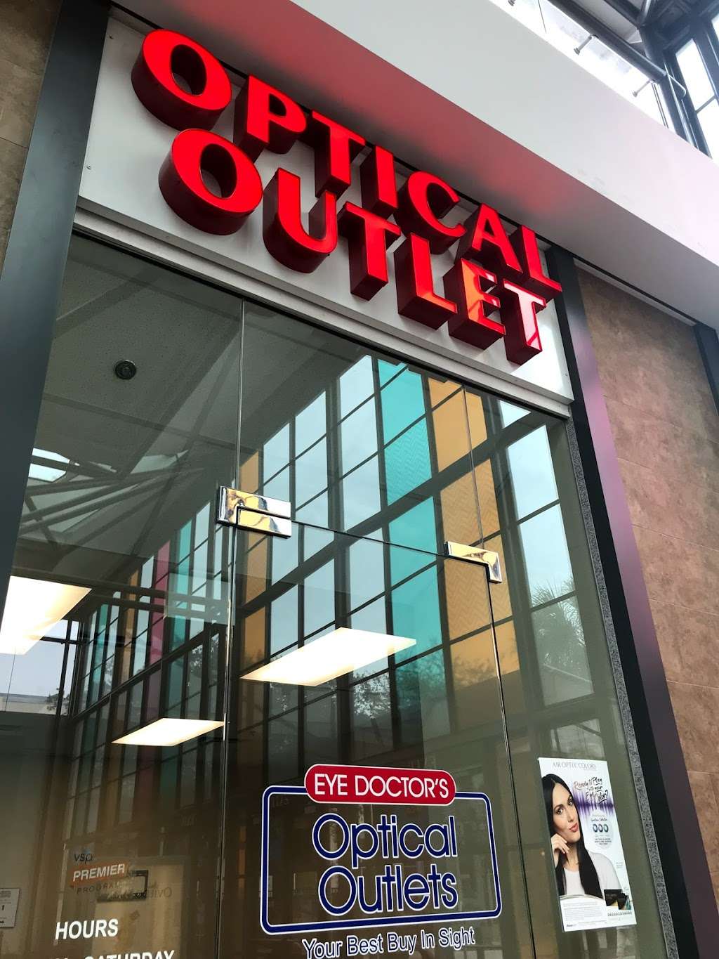 Optical Outlets | 1025 Oviedo Mall Boulevard, Oviedo, FL 32765 | Phone: (407) 977-3100