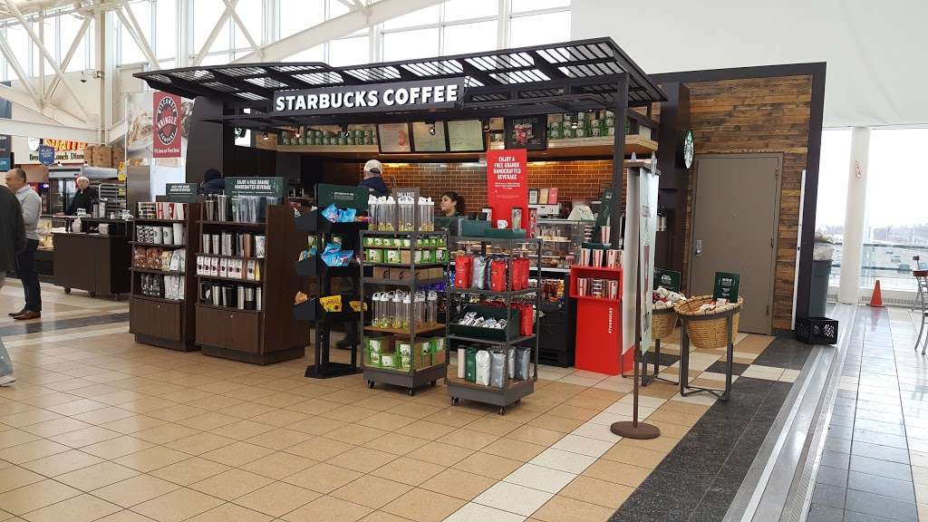 Starbucks | 695 N Bradley Rd, Lake Forest, IL 60045, USA | Phone: (847) 735-0123
