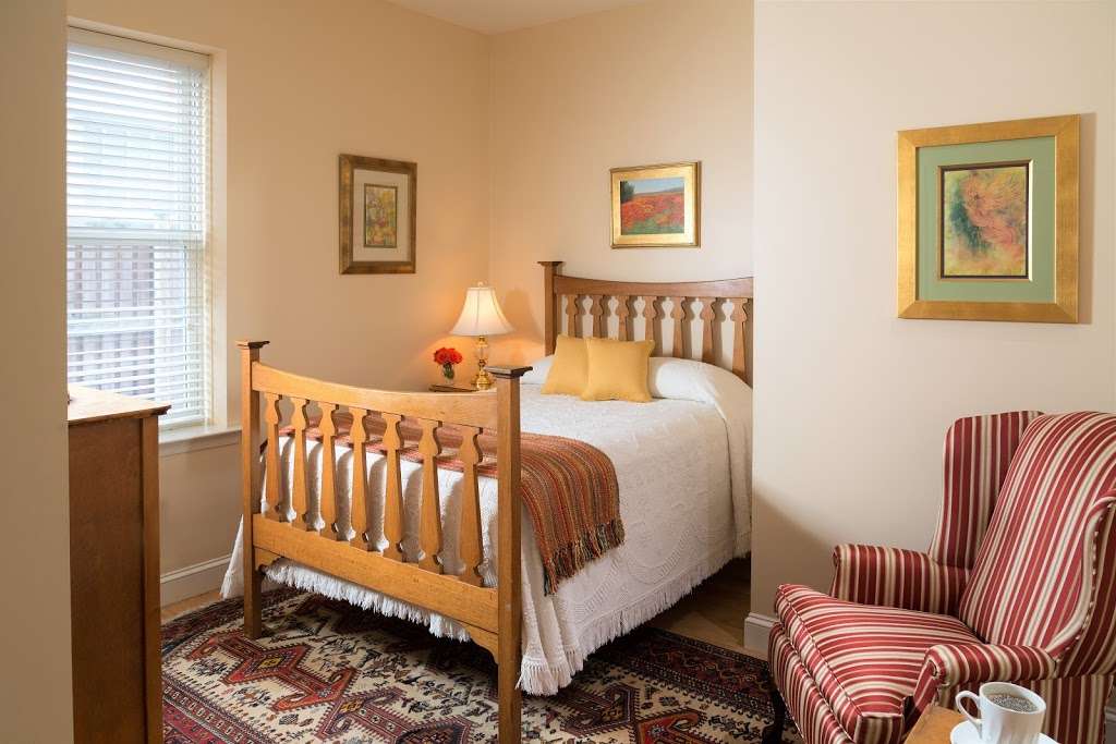 Woodley Park Guest House | 2647 Woodley Rd NW, Washington, DC 20008, USA | Phone: (202) 667-0218