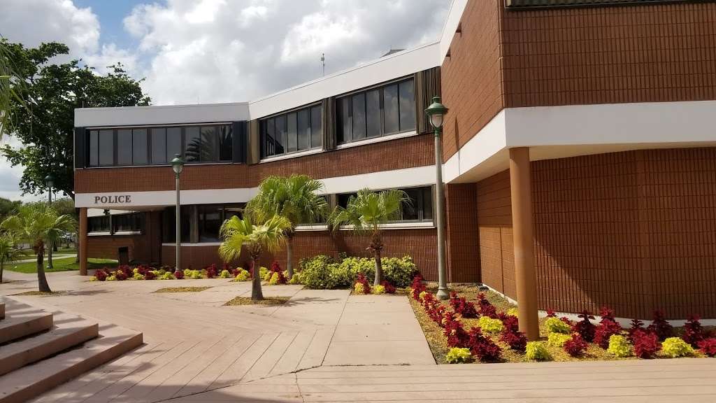 Riviera Beach Police Department | 600 W Blue Heron Blvd, Riviera Beach, FL 33404, USA | Phone: (561) 845-4123