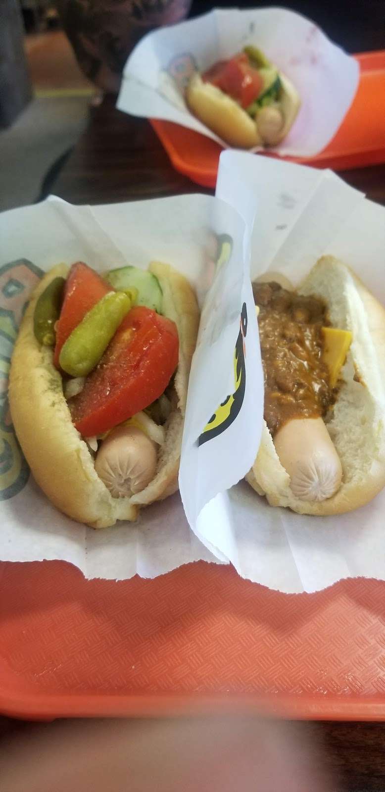 Boz Hot Dogs | 1824 N Division St, Morris, IL 60450, USA | Phone: (815) 942-4001